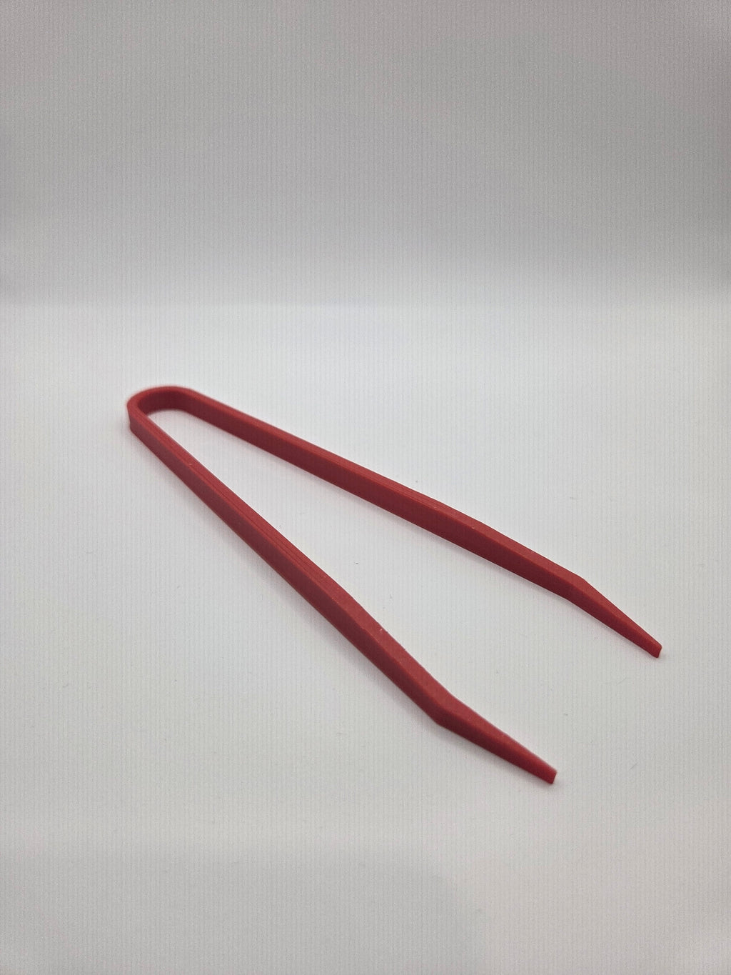 Tweezers